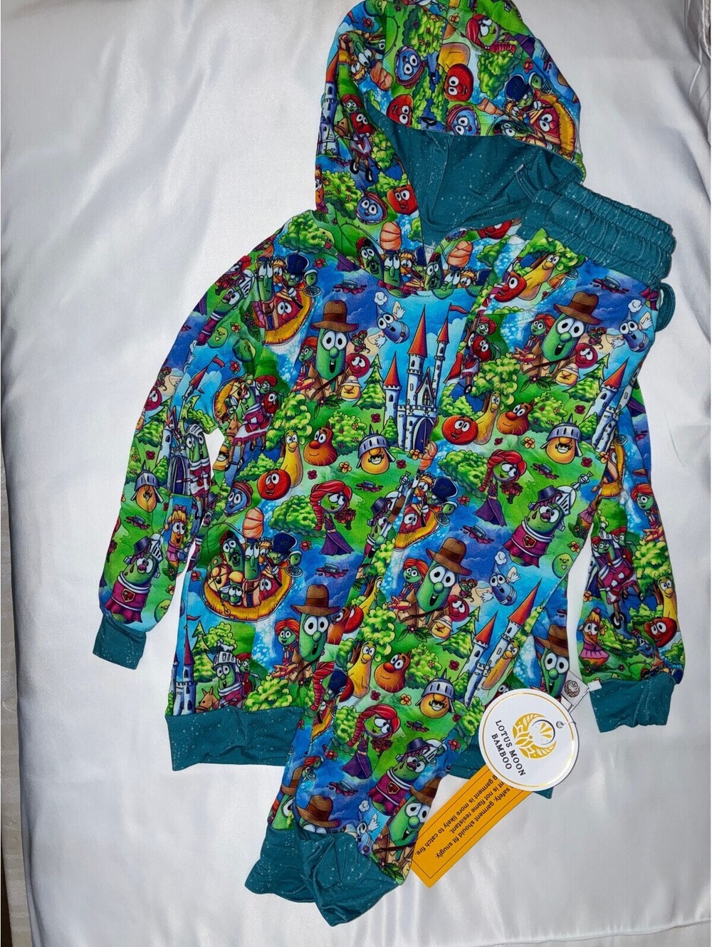 Lotus Moon Bamboo Veggie Tales French Terry Hooded Jogger Set 5/6T NWT